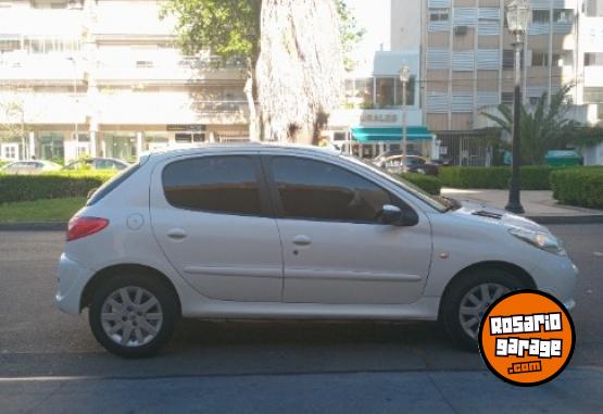 Autos - Peugeot 207 Xr Active 2012 Nafta 81000Km - En Venta