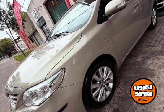 Autos - Toyota Corolla SEG 2012 Nafta 140000Km - En Venta