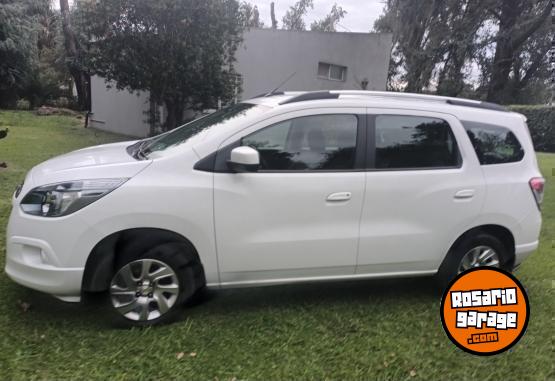 Autos - Chevrolet SPIN 1.8 LTZ NFT. 5 PTAS 2016 Nafta 68000Km - En Venta