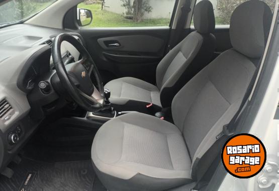 Autos - Chevrolet SPIN 1.8 LTZ NFT. 5 PTAS 2016 Nafta 68000Km - En Venta