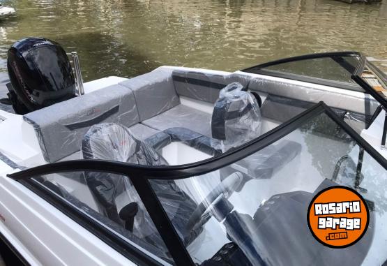Embarcaciones - Eclipse 19 Cuddy SS - Astillero Arco Iris C/ Motor a elección - En Venta