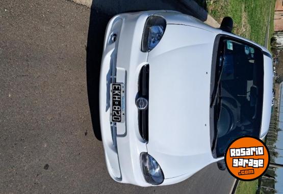 Autos - Chevrolet Corsa 2005 GNC 270000Km - En Venta