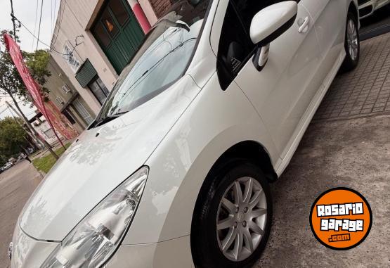 Autos - Peugeot 308 HDI Allure Nav 2015 Diesel 150000Km - En Venta