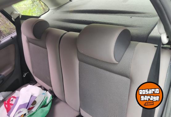 Autos - Volkswagen Suran 2011 GNC 190000Km - En Venta