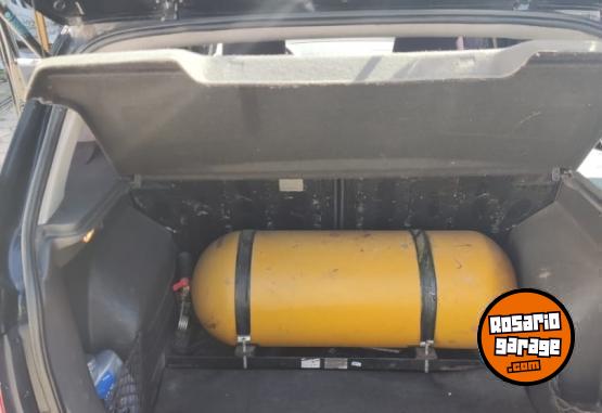 Autos - Volkswagen Suran 2011 GNC 190000Km - En Venta