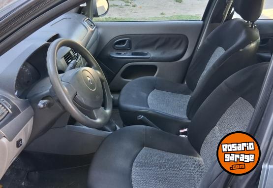 Autos - Renault Symbol 2013 GNC 210000Km - En Venta