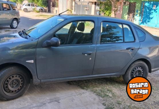 Autos - Renault Symbol 2013 GNC 210000Km - En Venta