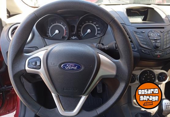 Autos - Ford FIESTA KINETIC 2018 GNC 95000Km - En Venta