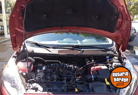 Autos - Ford FIESTA KINETIC 2018 GNC 95000Km - En Venta