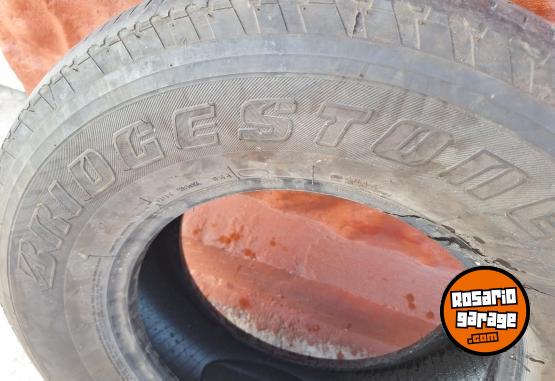 Accesorios para Autos - Cubierta Bridgestone - En Venta