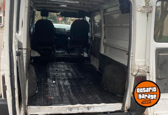 Utilitarios - Renault Trafic 1997 Diesel 220000Km - En Venta