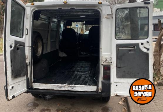 Utilitarios - Renault Trafic 1997 Diesel 220000Km - En Venta