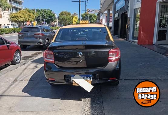 Autos - Renault LOGAN 2022 GNC 30000Km - En Venta