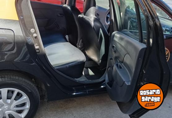 Autos - Renault LOGAN 2022 GNC 30000Km - En Venta