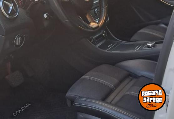 Autos - Mercedes Benz A200 Urban 2017 Nafta 142000Km - En Venta