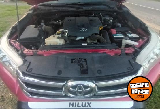 Camionetas - Toyota Hilux SRV 2.8 Tdi D.C 4x2 2016 Diesel 168000Km - En Venta
