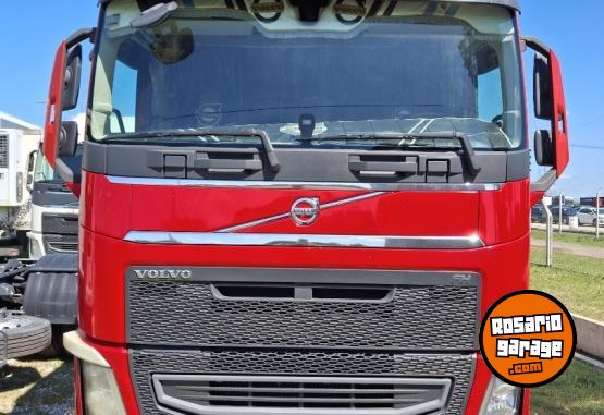 Camiones y Grúas - Volvo FH 440T 4X2 (2015) - En Venta