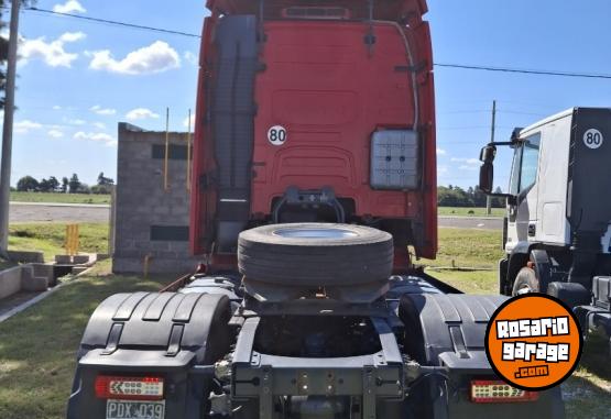 Camiones y Grúas - Volvo FH 440T 4X2 (2015) - En Venta