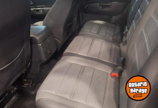 Camionetas - Volkswagen AMAROK HIGHLINE 4X2 MT 2021 Diesel 163000Km - En Venta