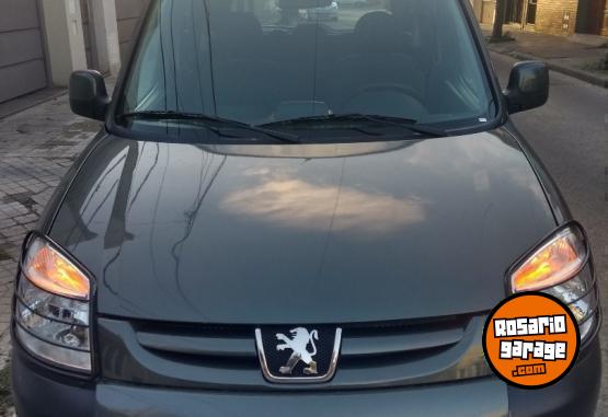 Utilitarios - Peugeot Partnert patagónica 2013 Nafta 203000Km - En Venta