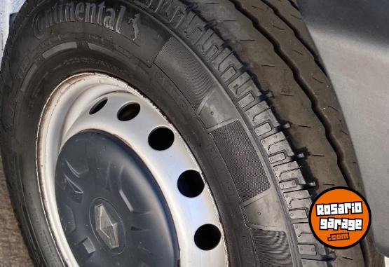 Utilitarios - Renault Renault Master 2015 Diesel 350000Km - En Venta