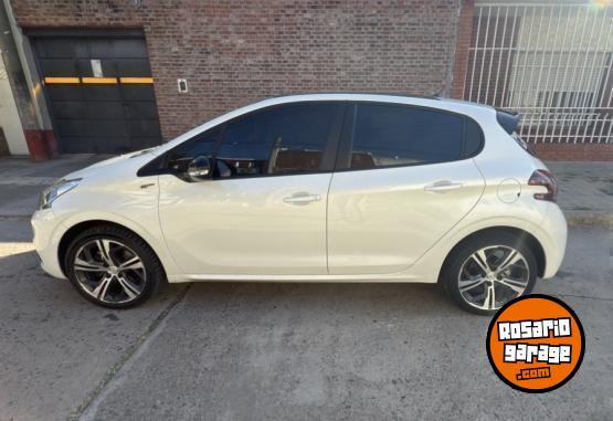 Autos - Peugeot 208 GT 2018 Nafta 48000Km - En Venta