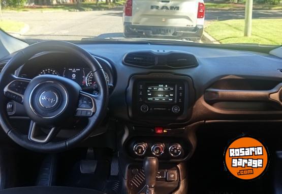 Camionetas - Jeep Jeep renegade Sport plus 2017 Nafta 80000Km - En Venta
