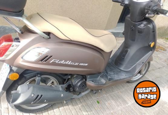 Motos - SYM Fiddle 2 2021 Nafta 10850Km - En Venta