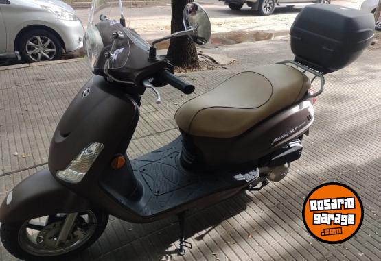 Motos - SYM Fiddle 2 2021 Nafta 10850Km - En Venta