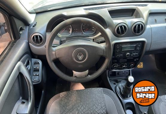 Autos - Renault Duster Confort Plus 2012 GNC 140000Km - En Venta
