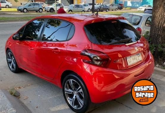 Autos - Peugeot 208 ACTIVE 2017 GNC 123000Km - En Venta