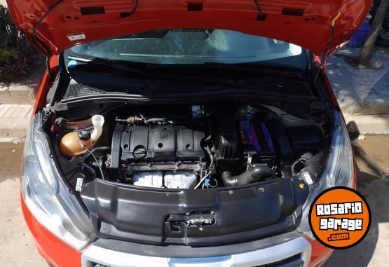 Autos - Peugeot 208 ACTIVE 2017 GNC 123000Km - En Venta