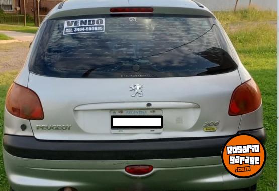 Autos - Peugeot 206 2011 Nafta 221000Km - En Venta