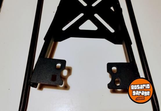 Accesorios para Motos - Soporte top case, bal dominar - En Venta