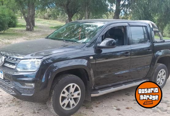 Camionetas - Volkswagen AMAROK 2017 Diesel 128000Km - En Venta