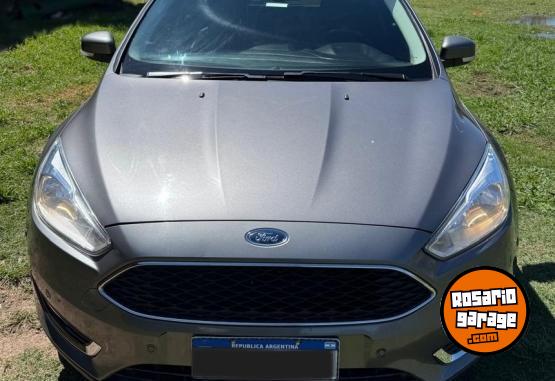 Autos - Ford Focus SE Plus 2.0 2018 Nafta 82000Km - En Venta