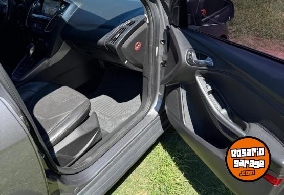 Autos - Ford Focus SE Plus 2.0 2018 Nafta 82000Km - En Venta