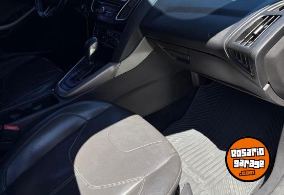 Autos - Ford Focus SE Plus 2.0 2018 Nafta 82000Km - En Venta