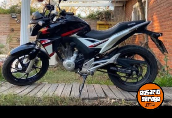 Motos - Honda twister 250 2019 Nafta 19000Km - En Venta