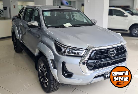 Camionetas - Toyota HILUX 4X4 DC SRX 2,8 TDI 2025 Diesel 0Km - En Venta