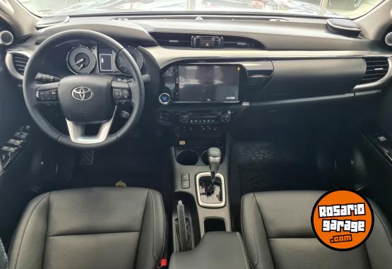 Camionetas - Toyota HILUX 4X4 DC SRX 2,8 TDI 2025 Diesel 0Km - En Venta