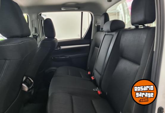 Camionetas - Toyota HILUX 4X4 D/C SRV 2.8 TDI 2025 Diesel 0Km - En Venta