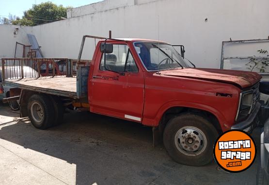 Camiones y Gras - Mara Italia automotores - En Venta