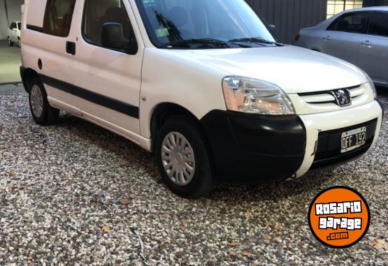 Utilitarios - Peugeot PEUGEOT PARTNER CONFORT 2014 GNC 190000Km - En Venta