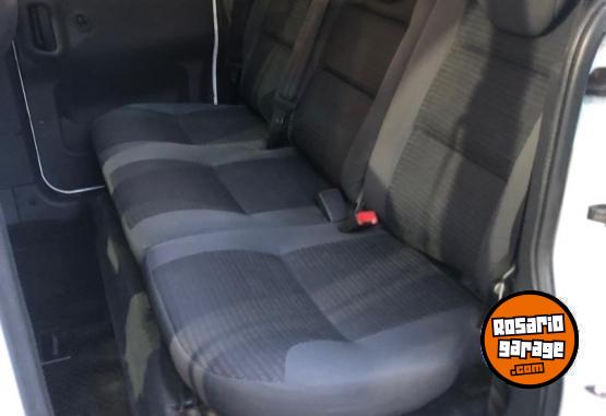 Utilitarios - Peugeot PEUGEOT PARTNER CONFORT 2014 GNC 190000Km - En Venta