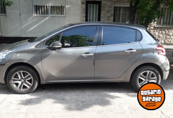 Autos - Peugeot 208 active 2016 Nafta 90000Km - En Venta