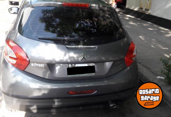 Autos - Peugeot 208 active 2016 Nafta 90000Km - En Venta