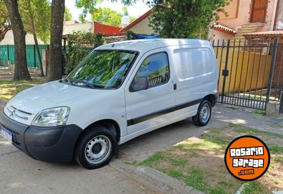 Utilitarios - Citroen BERLINGO 2018 Diesel 110000Km - En Venta