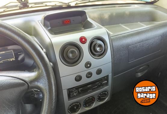 Utilitarios - Citroen BERLINGO 2018 Diesel 110000Km - En Venta