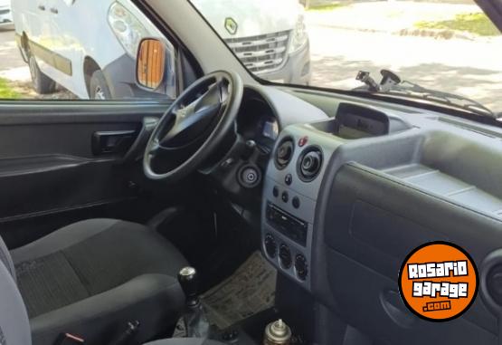 Utilitarios - Citroen BERLINGO 2018 Diesel 110000Km - En Venta